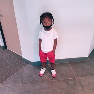 Meet your Posher, Dieujuste